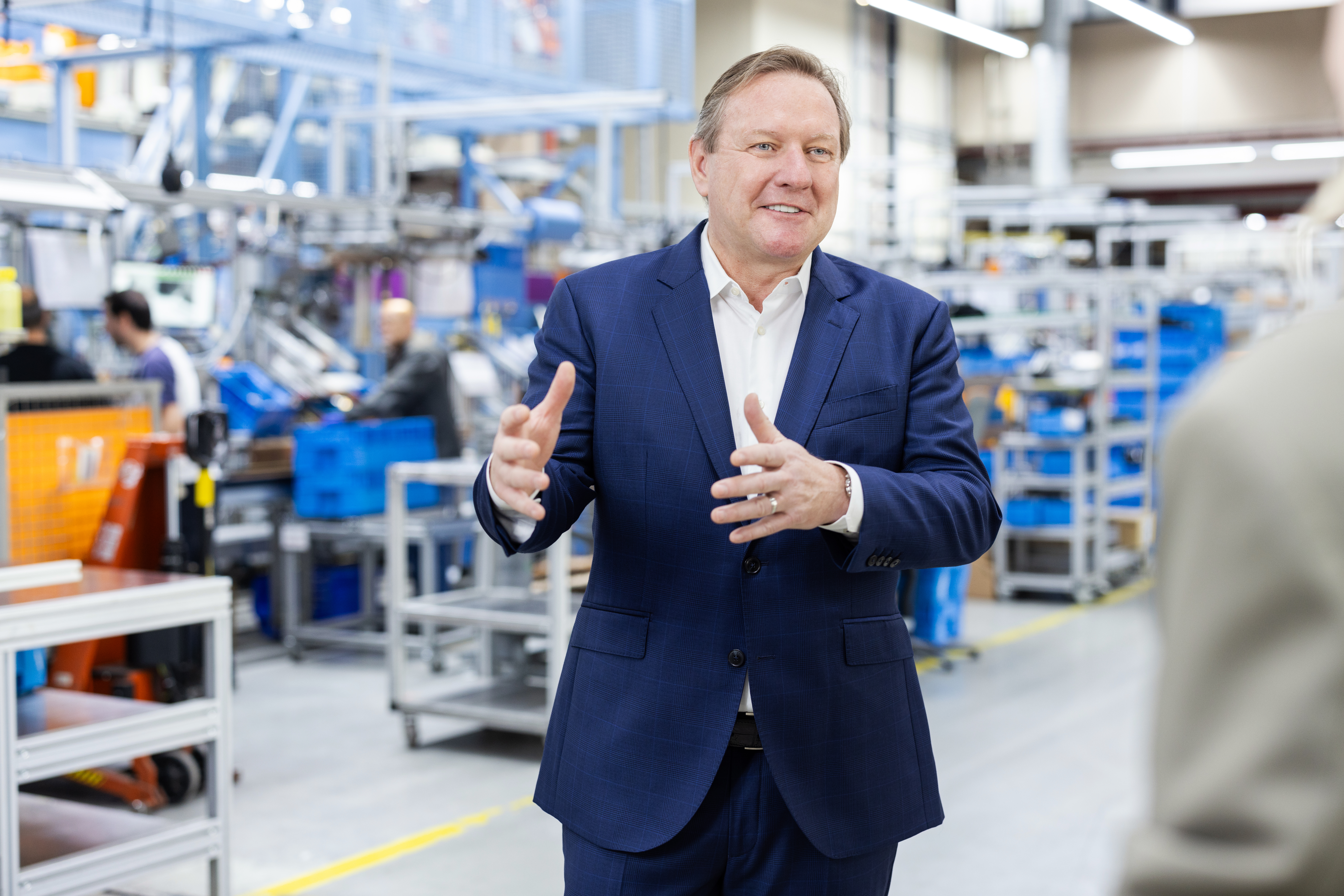 Michael Traub Assemblyssa Waiblingenin tehtaalla 2.